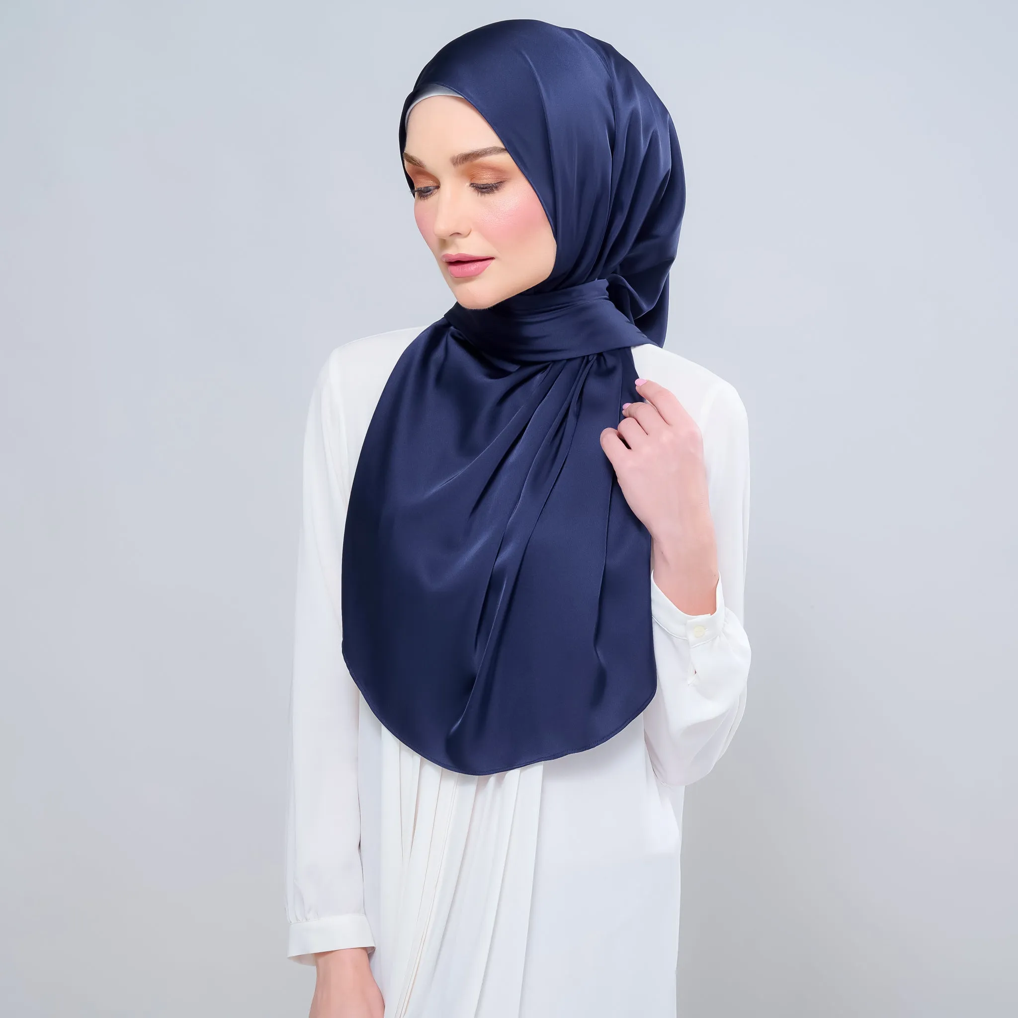 Instant Tag n' Go Shawl  | Satin Silk in Deep Blue